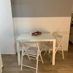 Giuliani 23 Apartment